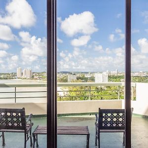 Three-Bedroom Penthouse Apartment